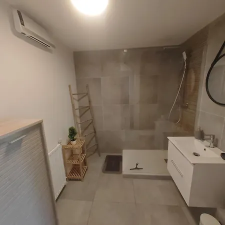 아파트 Cosy Proche Et Centre *